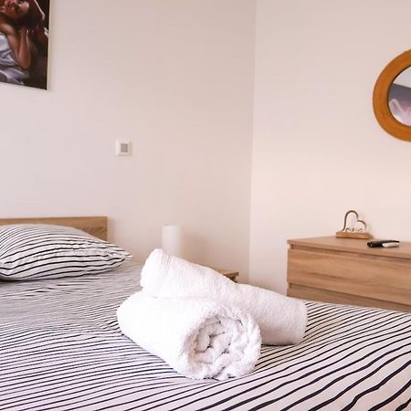 Sahara - Appartement Ensoleille Au Coeur De Реймс Екстериор снимка