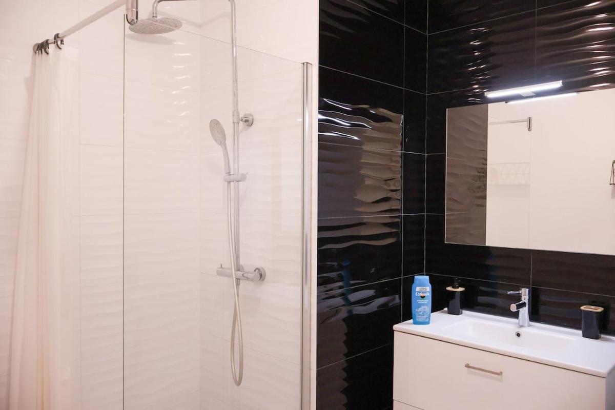 Sahara - Appartement Ensoleille Au Coeur De Реймс Екстериор снимка